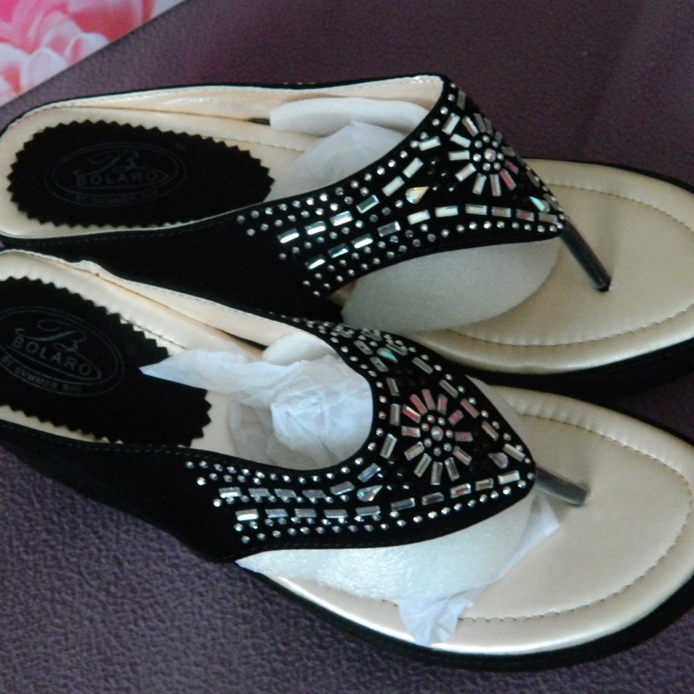 Brand new sandals for sale